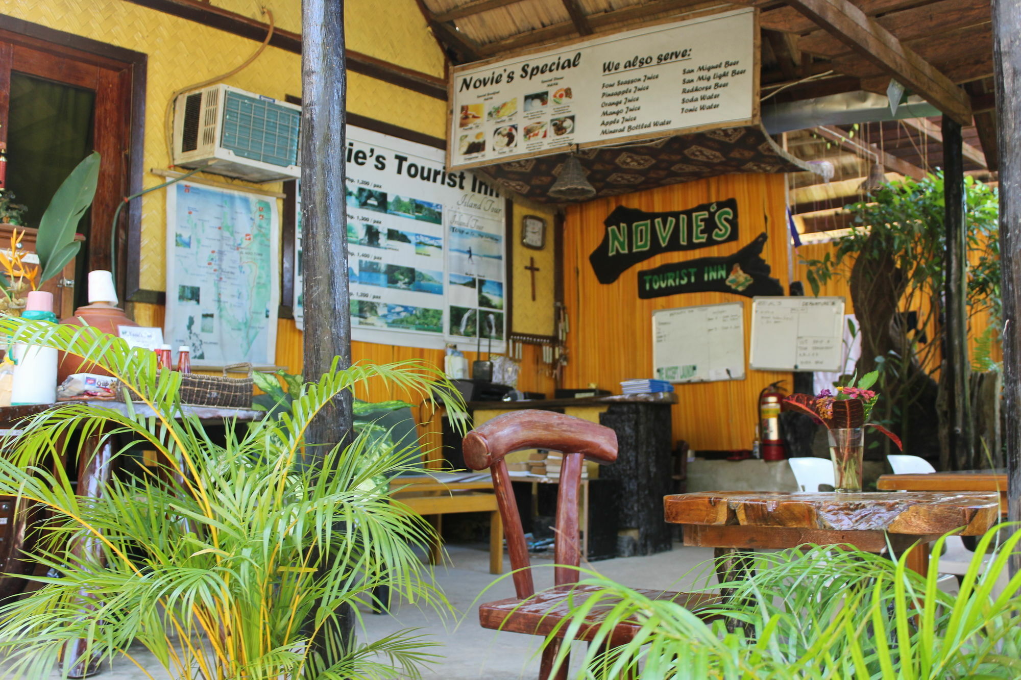 Novie'S Tourist Inn El Nido Exterior photo